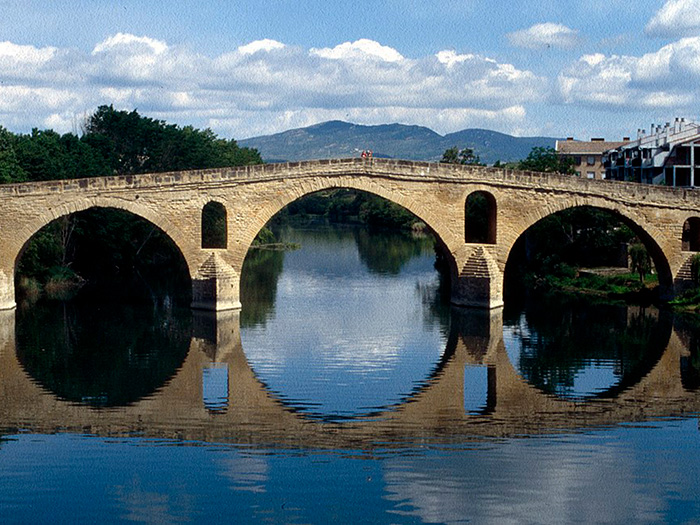 Romanesque bridge, Puente la Reina, Navarre, Spain