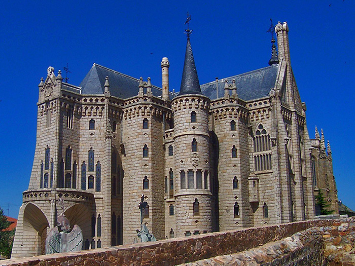 Episcopal Palace (Palace de Gaudi), Astorga, Castile and León, Spain