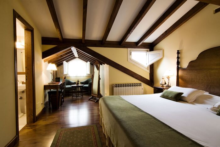 Airas Nunes by Pousadas de Compostela