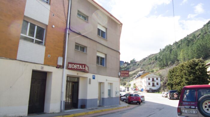 Hostal Cruce