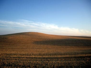 Pilgrim path to Terradillos de los Templarios, Castile and León, Spain