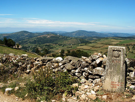 Stage 27: O Cebreiro to Triacastela on the Camino Francés